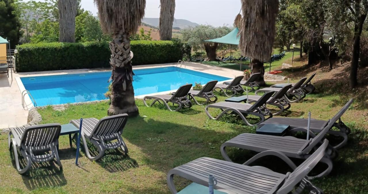 Agriturismo Giannavi パラッツォーロ・アクレイデ エクステリア 写真