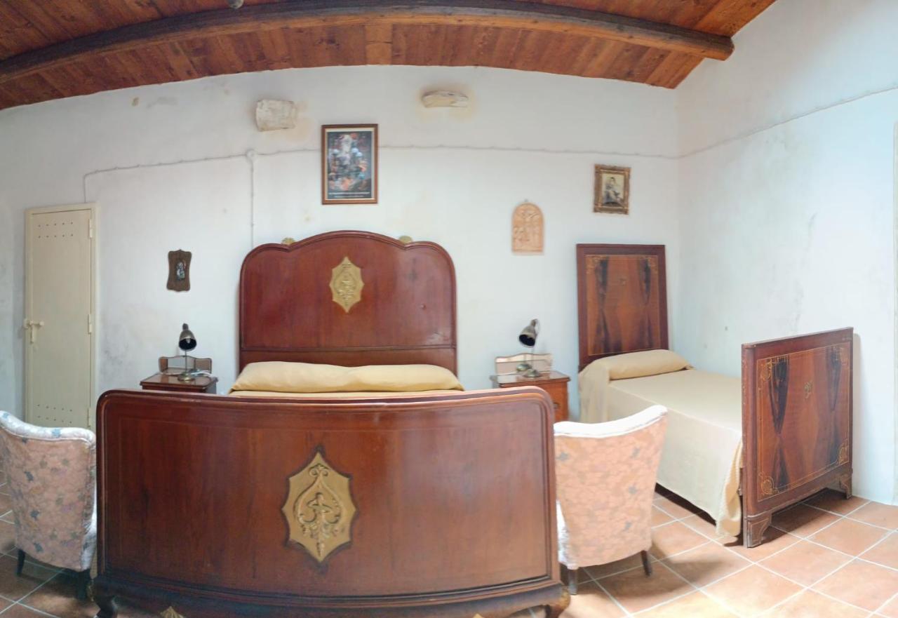 Agriturismo Giannavi パラッツォーロ・アクレイデ エクステリア 写真