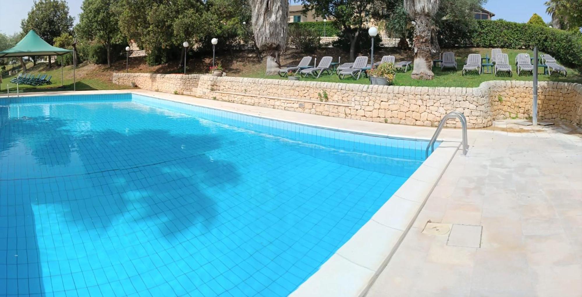 Agriturismo Giannavi パラッツォーロ・アクレイデ エクステリア 写真