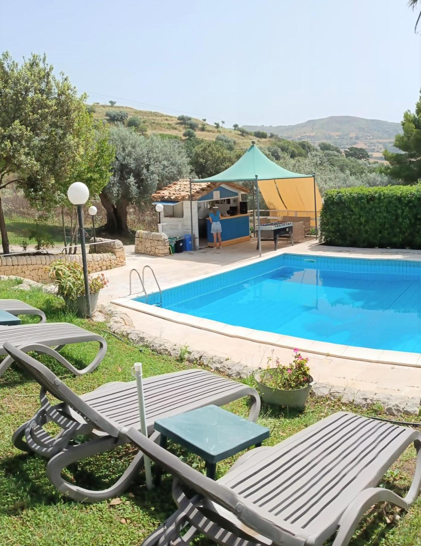 Agriturismo Giannavi パラッツォーロ・アクレイデ エクステリア 写真