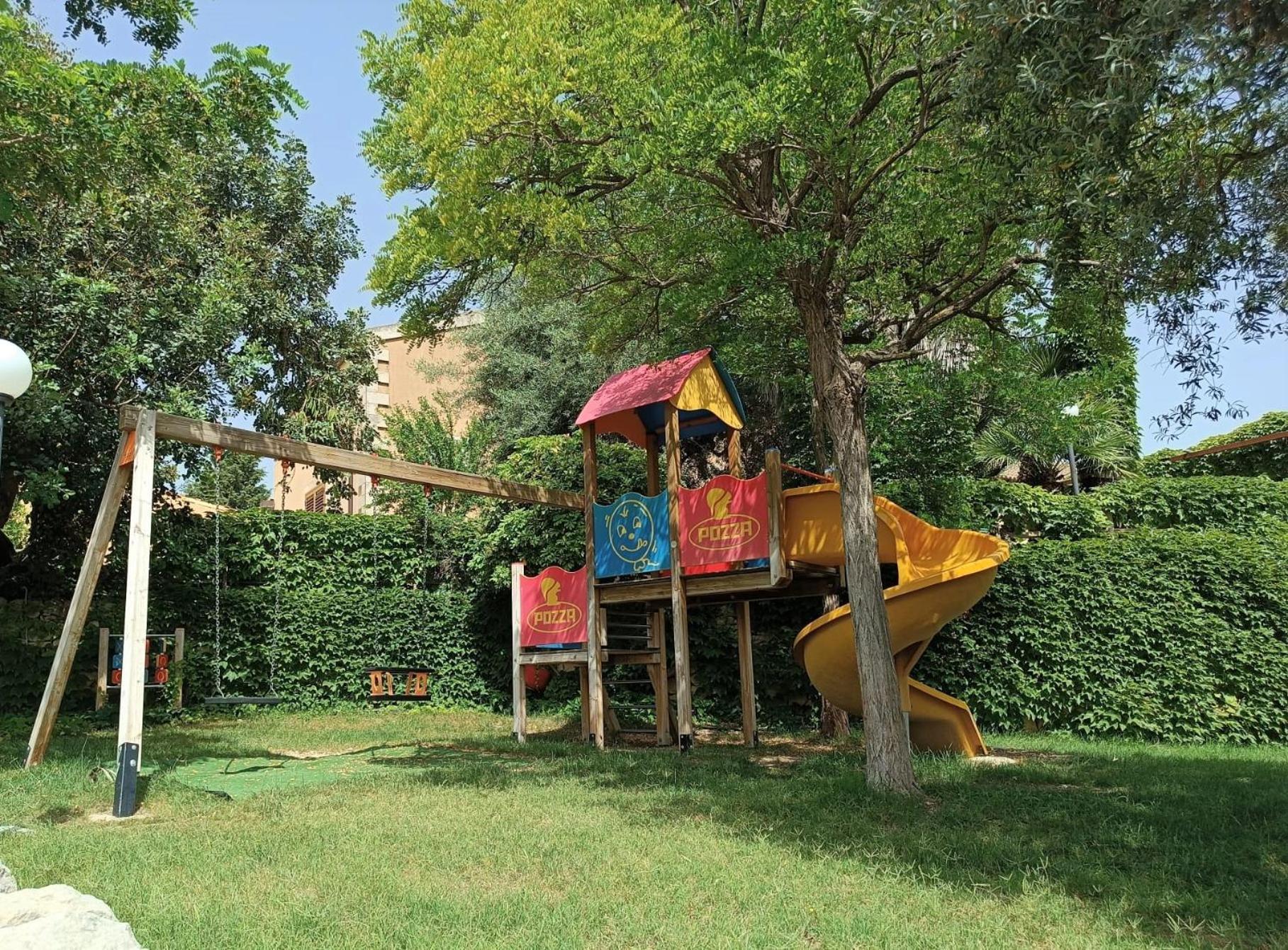 Agriturismo Giannavi パラッツォーロ・アクレイデ エクステリア 写真